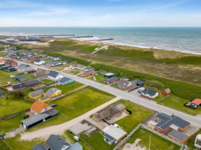Holiday Home Hermine - from the sea by Interhome